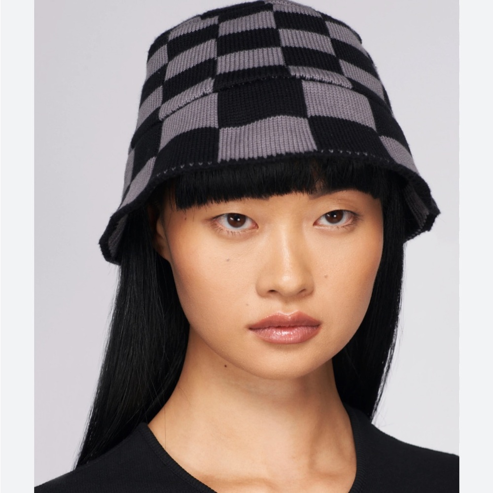 KOTN | Knit Bucket Hat